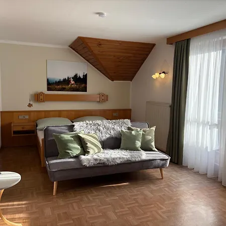 Pferdehof Rupitsch - Haus Carina Apartment Weissensee